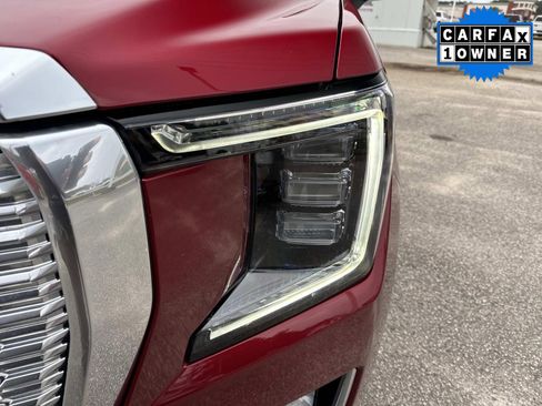 Used 2023 GMC Yukon Denali image 10