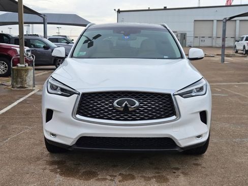 Used 2021 INFINITI QX50 Luxe FWD image 2