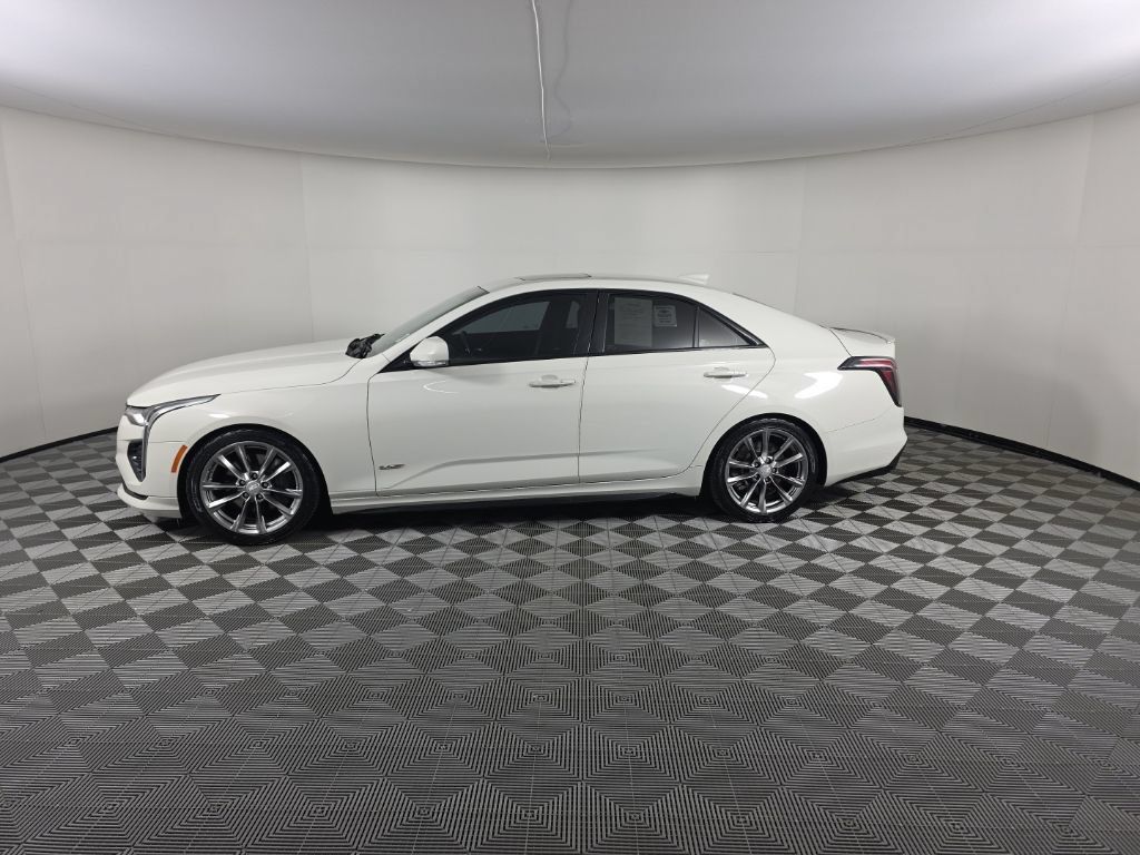 Used 2021 Cadillac CT4 V w/ Technology Package RWD image 2