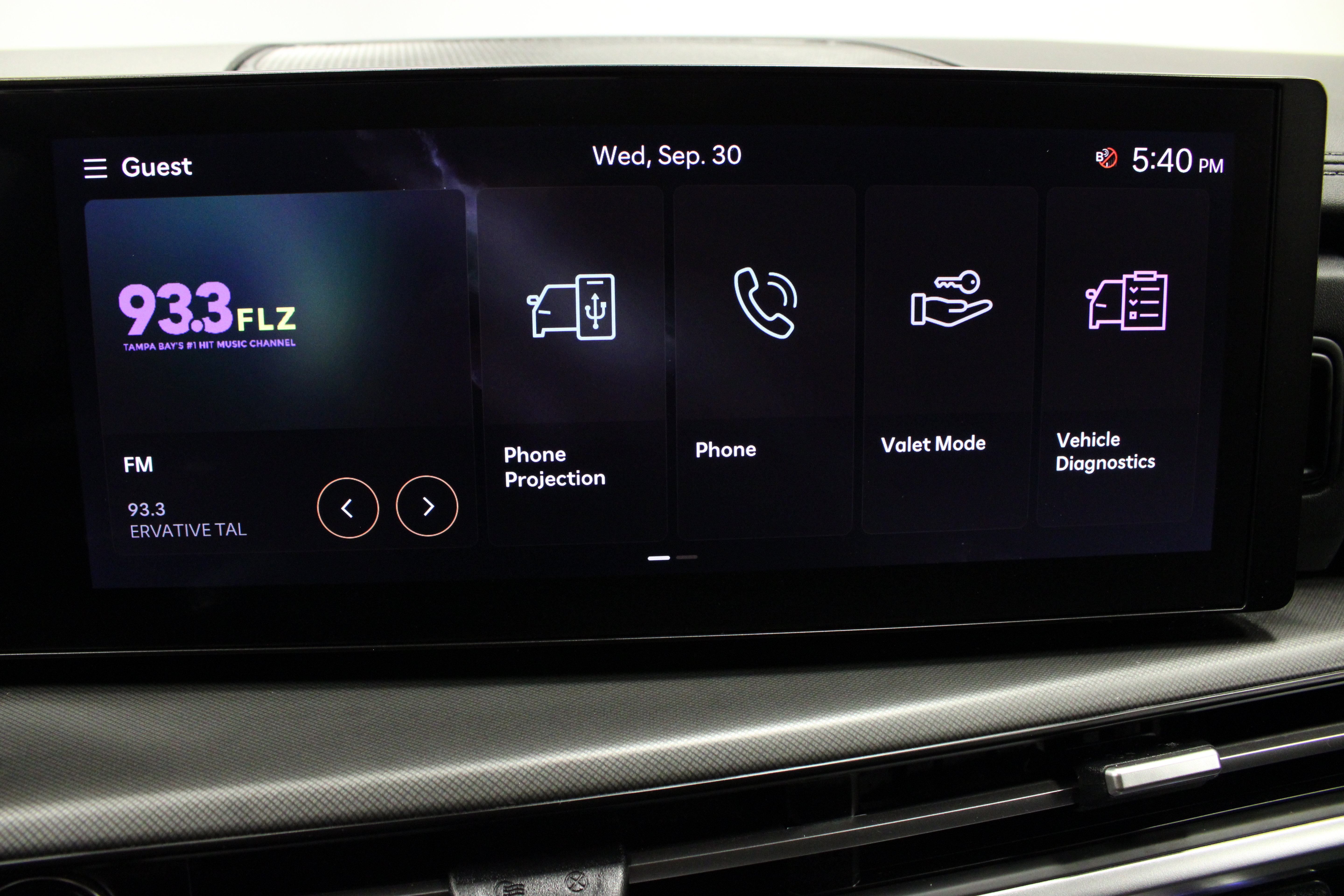 Used 2026 Hyundai Santa Fe SEL FWD image 24