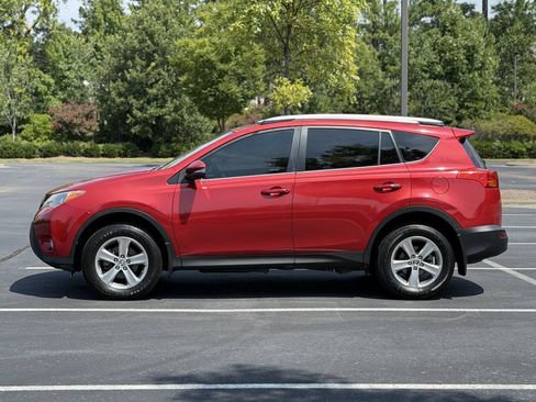 Used 2015 Toyota RAV4 XLE FWD image 4