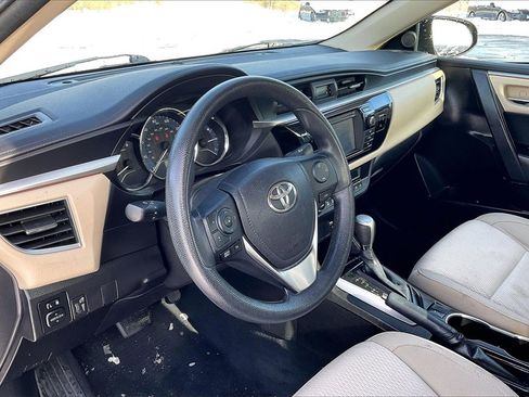 Used 2014 Toyota Corolla LE image 14