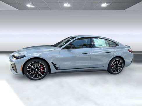 New 2026 BMW i4 eDrive40 w/ M Sport Package RWD image 2