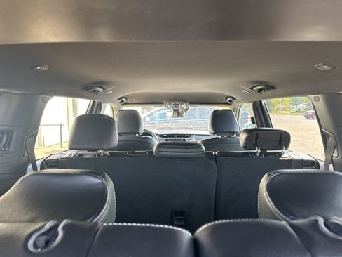 Used 2024 Jeep Grand Cherokee L Altitude image 22