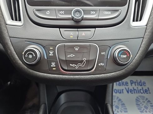 Used 2022 Chevrolet Malibu RS image 16