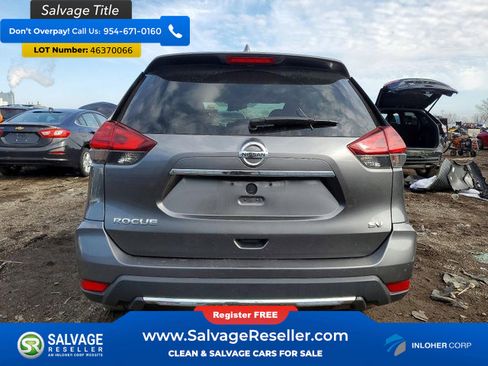 Used 2017 Nissan Rogue SV image 5