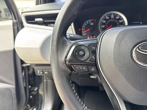 Used 2021 Toyota Corolla SE FWD image 23