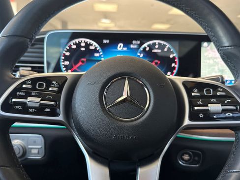 Used 2021 Mercedes-Benz GLE 350 4MATIC image 26