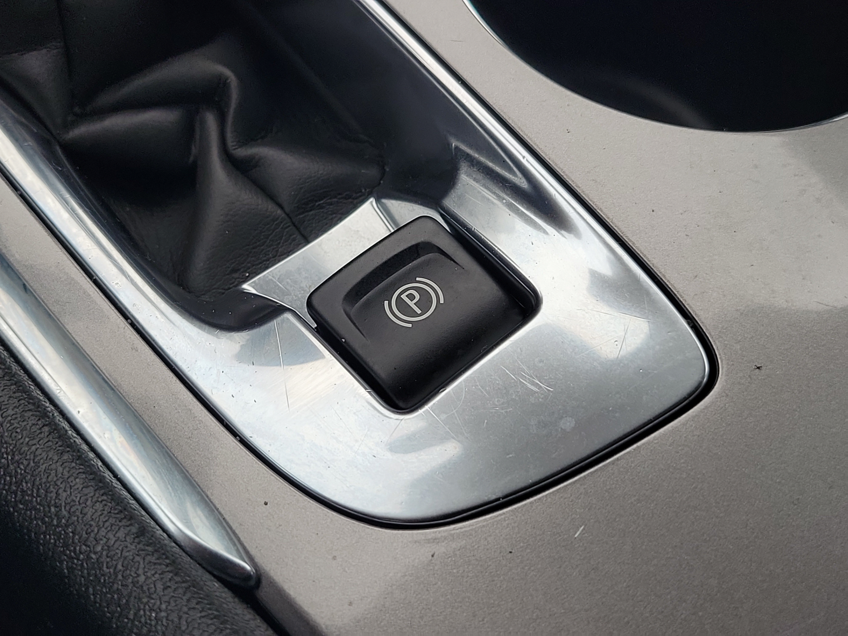 Used 2024 Chevrolet Malibu LT FWD image 30