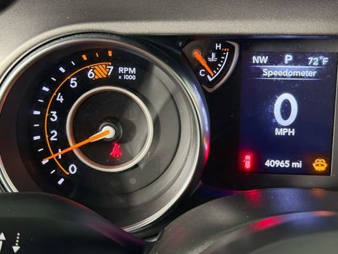 Used 2023 Jeep Wrangler Unlimited Sport AWD/4WD image 13