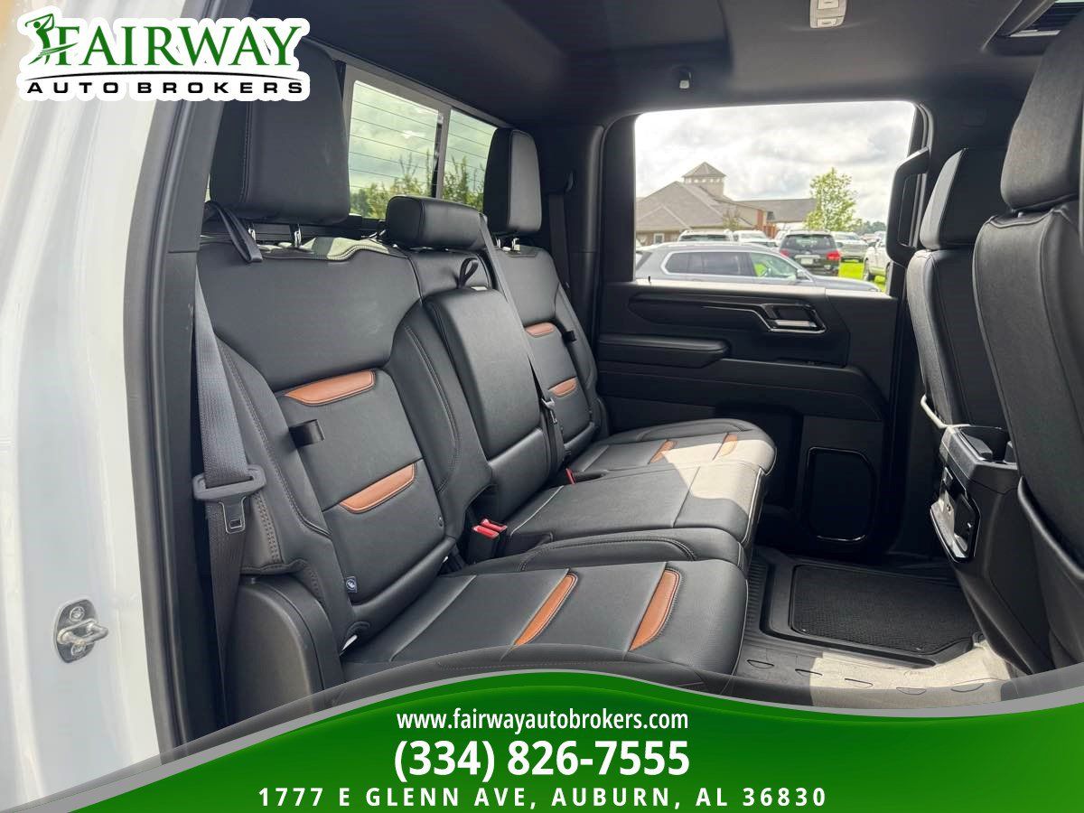 Used 2024 GMC Sierra 2500 AT4 w/ AT4 Premium Plus Package AWD/4WD image 13