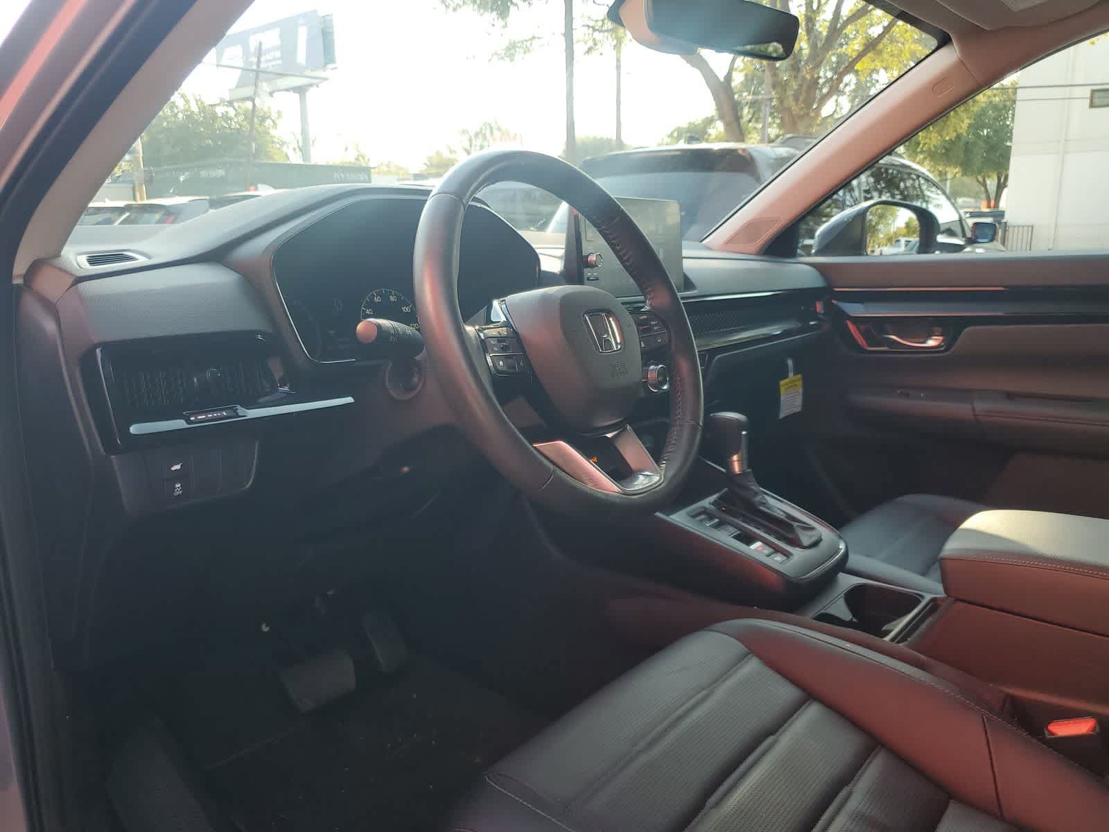 Used 2025 Honda CR-V EX-L image 2