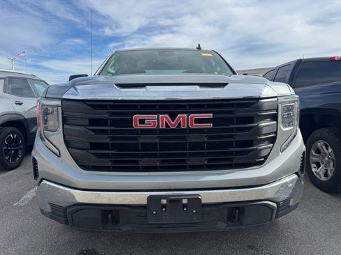 Used 2024 GMC Sierra 1500 Pro w/ Pro Value Package image 2