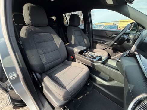 Used 2025 Chevrolet Equinox LT image 35