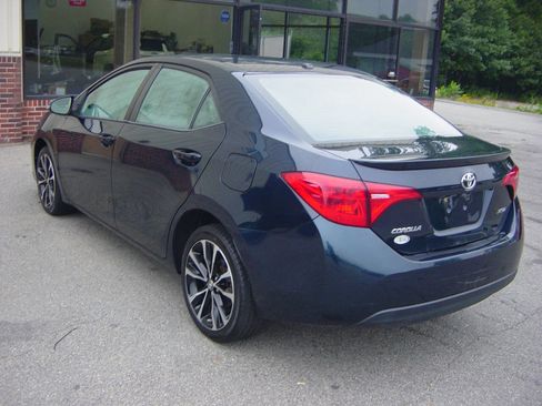 Used 2017 Toyota Corolla XSE image 6