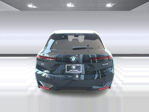 New 2026 BMW iX xDrive60 w/ Premium Package image 10