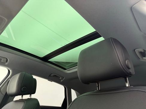 Used 2024 Audi Q8 e-tron Prestige w/ Prestige Package image 22