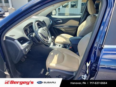Used 2015 Jeep Cherokee Limited AWD/4WD image 8