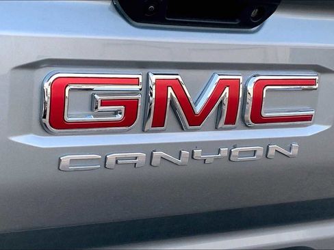 Used 2023 GMC Canyon Elevation w/ Convenience Package image 29