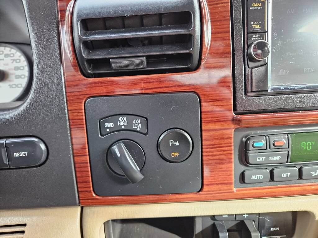 Used 2005 Ford F350 Lariat AWD/4WD image 23