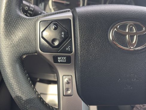 Used 2022 Toyota 4Runner Limited RWD image 20