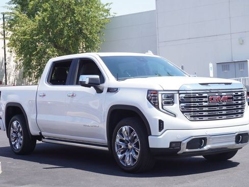 Certified 2024 GMC Sierra 1500 Denali AWD/4WD image 4