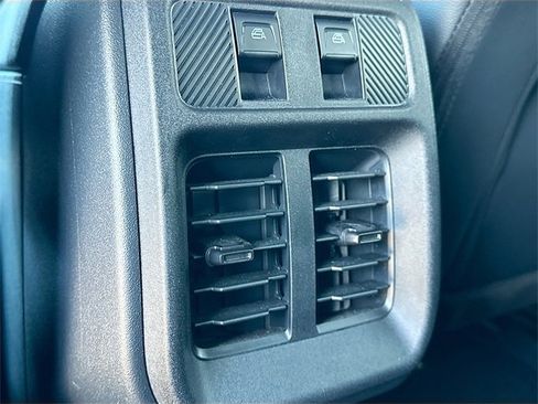 Used 2025 Ford Bronco Outer Banks image 25