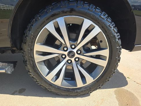 Used 2020 Ford Expedition Limited w/ Equipment Group 302A AWD/4WD image 34