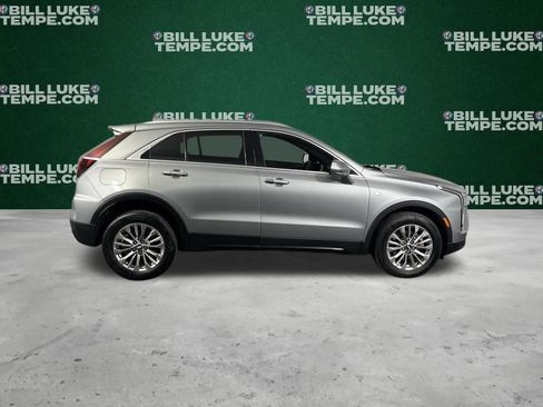 Used 2024 Cadillac XT4 Premium Luxury image 5