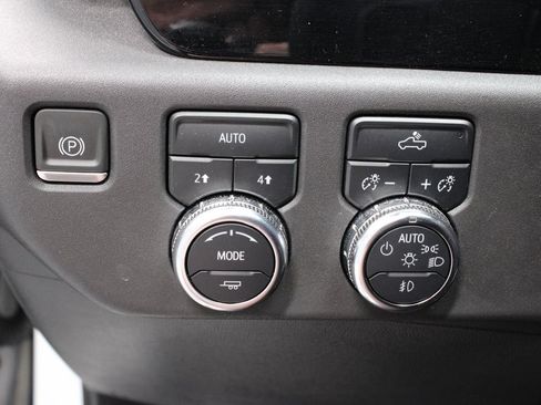 Used 2024 GMC Sierra 1500 Elevation w/ LPO, GMC Protection Package AWD/4WD image 28