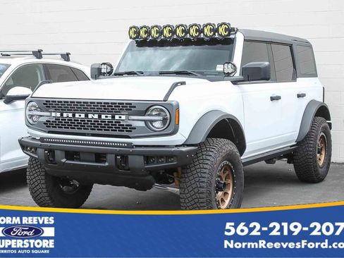 Used 2023 Ford Bronco Badlands w/ Sasquatch Package AWD/4WD image 1