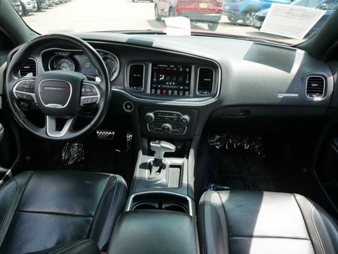 Used 2017 Dodge Charger R/T w/ Plus Group RWD image 10