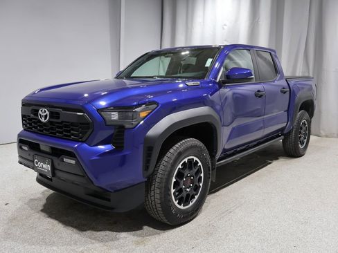 Used 2024 Toyota Tacoma TRD Off-Road image 7