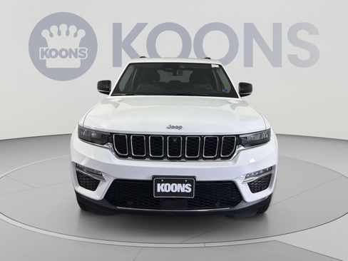 Used 2023 Jeep Grand Cherokee Limited w/ Luxury Tech Group II AWD/4WD image 11