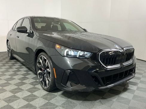 New 2026 BMW 530i w/ M Sport Package RWD image 5