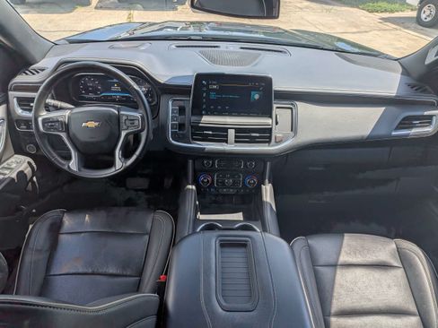 Used 2024 Chevrolet Tahoe Premier AWD/4WD image 19