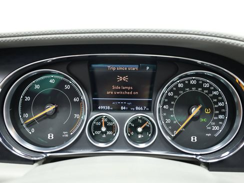 Used 2018 Bentley Flying Spur S W12 AWD/4WD image 30