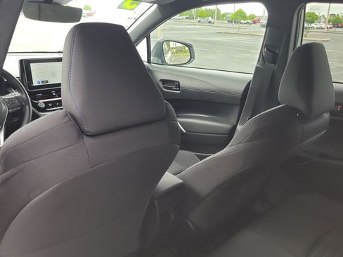 Used 2025 Toyota Corolla Cross AWD Hybrid image 13