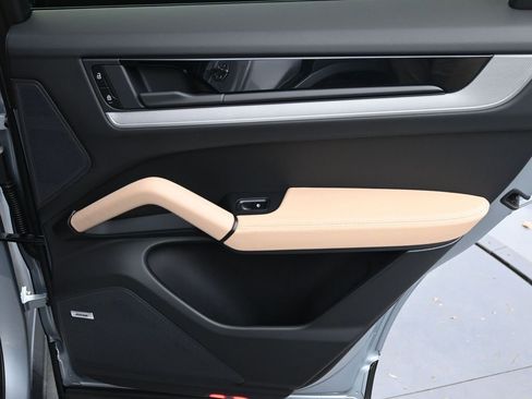 New 2026 Porsche Cayenne E-Hybrid Coupe image 16