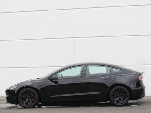 Used 2024 Tesla Model 3 Performance AWD/4WD image 4