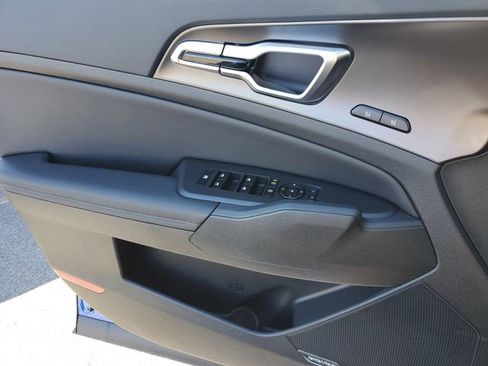 New 2026 Kia Sportage SX image 21