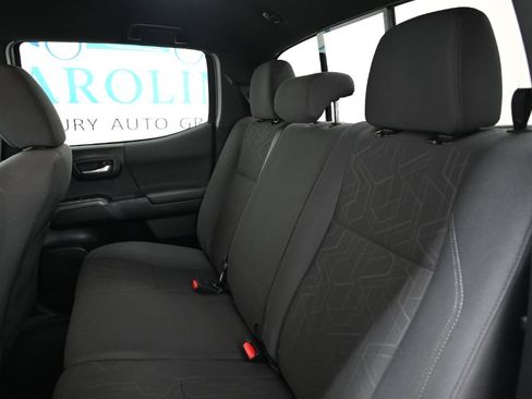 Used 2016 Toyota Tacoma TRD Off-Road w/ Towing Package AWD/4WD image 38