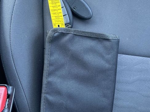 Used 2022 Nissan Frontier S w/ Technology Package image 6