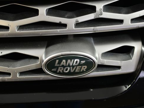 Used 2016 Land Rover Range Rover Sport HSE image 15