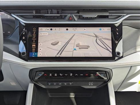 New 2026 Jeep Cherokee Overland image 11