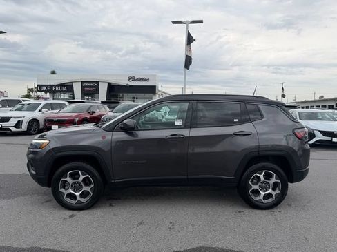 Used 2022 Jeep Compass Trailhawk w/ Trailhawk Elite Group AWD/4WD image 8