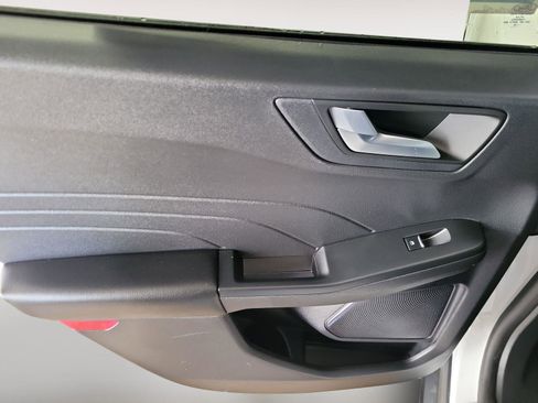 Used 2023 Ford Escape ST-Line image 18