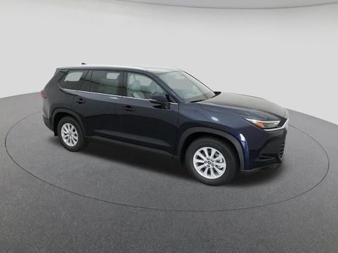 New 2026 Toyota Grand Highlander XLE image 12