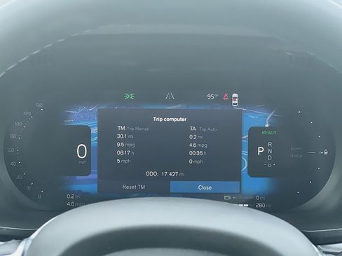 Used 2023 Volvo XC60 T8 Ultimate w/ Protection Package Premier image 25