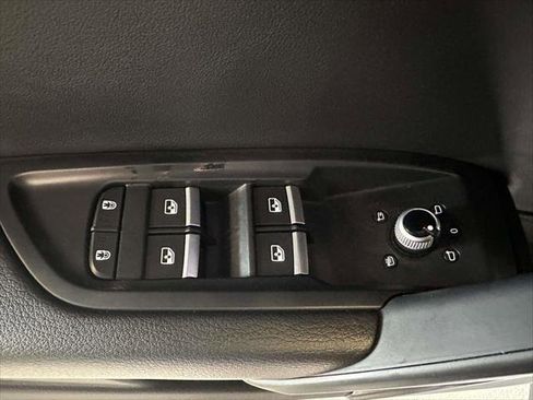 Used 2023 Audi Q5 2.0T Premium image 21